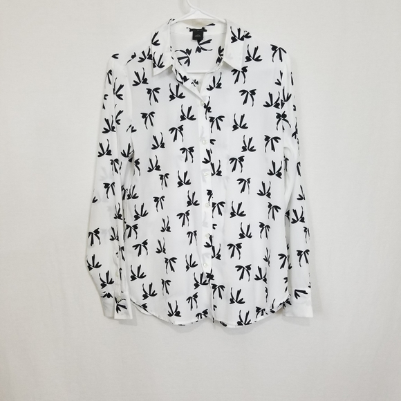 Ann Taylor Tops - Ann Taylor Black and White Button Down Shirt